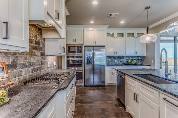 Cabinet Remodeling in Midlothian